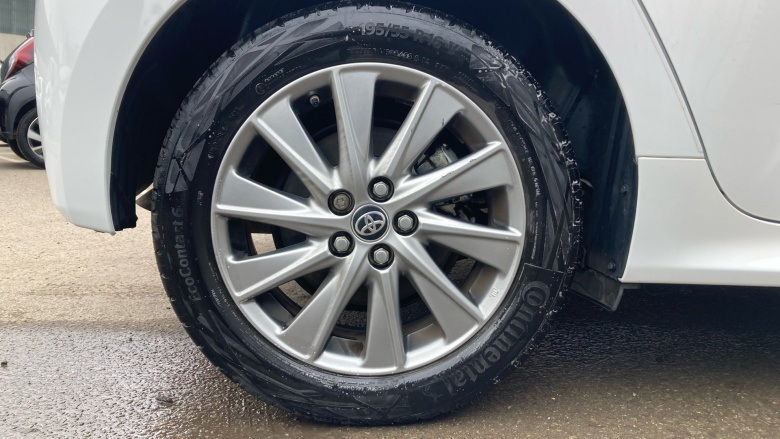 Toyota Yaris 1.5 Hybrid Icon 5dr CVT Hybrid Hatchback